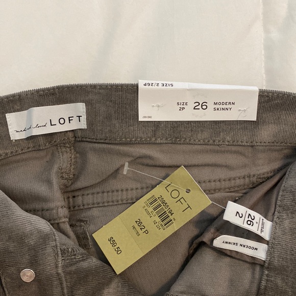 LOFT Corduroy Skinny Pants- Size 2 - Picture 4 of 7